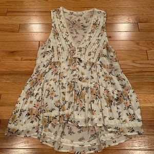 American eagle Floral tank top